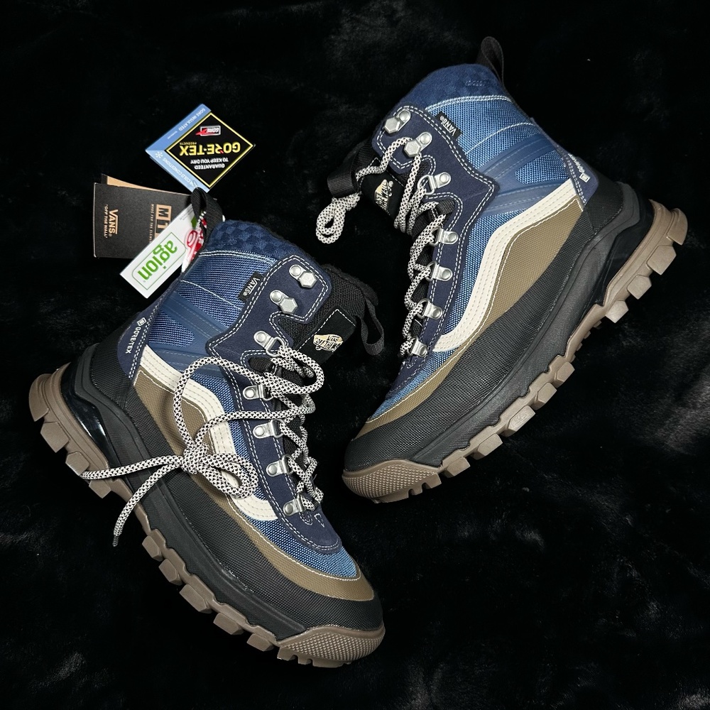 Vans Snow-Kicker Gore-Tex MTE 3 Boots - Size 7.5US, 6.5UK, 25.5CM